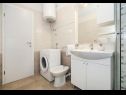 Appartamenti Snjezanal- in the center A1(4) Split - Riviera Split  - Appartamento - A1(4): il bagno con la toilette