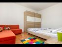 Appartamenti Jurica - 300 m from sea: A1 Lea(2+1), A2 Roko(2+1) Split - Riviera Split  - Appartamento - A1 Lea(2+1): la camera da letto