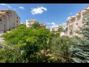 Appartamenti Jurica - 300 m from sea: A1 Lea(2+1), A2 Roko(2+1) Split - Riviera Split  - lo sguardo