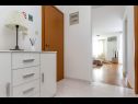 Appartamenti Jurmar - with terrace : A1(4+2)  Split - Riviera Split  - Appartamento - A1(4+2) : il corridoio