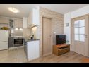 Appartamenti Neda - charming and comfy : A1(3) Split - Riviera Split  - Appartamento - A1(3): la cucina