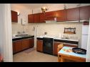 Appartamenti Pero - 70m from the sea: A1(6), A2(2) Marina - Riviera Trogir  - Appartamento - A1(6): la cucina