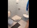 Appartamenti Anka- comfortable and affordable A2(3+2), A1(6) Marina - Riviera Trogir  - Appartamento - A2(3+2): il bagno con la toilette