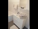 Appartamenti Anka- comfortable and affordable A2(3+2), A1(6) Marina - Riviera Trogir  - Appartamento - A1(6): il bagno con la toilette