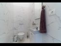 Appartamenti Lux 2 - heated pool: A2(4+2), A3(4+2) Marina - Riviera Trogir  - Appartamento - A3(4+2): il bagno con la toilette