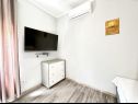 Appartamenti Mia - with pool: A1(4) Marina - Riviera Trogir  - Appartamento - A1(4): la camera da letto