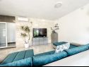 Appartamenti Mia - with pool: A1(4) Marina - Riviera Trogir  - Appartamento - A1(4): il soggiorno