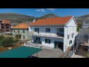 Appartamenti Kati - garden: A1(4), A2(2+1) Seget Donji - Riviera Trogir  - la casa