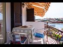 Appartamenti VV A1(2+1), A2(5), A3(7) Seget Vranjica - Riviera Trogir  - Appartamento - A2(5): la terrazza coprita