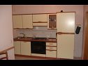 Appartamenti Ante - 80 m from sea: A1(4), A2(2+1) Seget Vranjica - Riviera Trogir  - Appartamento - A1(4): la cucina