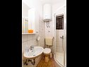 Appartamenti VV A1(2+1), A2(5), A3(7) Seget Vranjica - Riviera Trogir  - Appartamento - A3(7): il bagno con la toilette