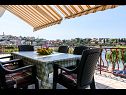Appartamenti VV A1(2+1), A2(5), A3(7) Seget Vranjica - Riviera Trogir  - Appartamento - A3(7): la terrazza