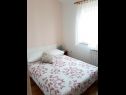 Appartamenti Vesna - 40 m from pebble beach: A1(4+1), A2(4), A3(4+1) Seget Vranjica - Riviera Trogir  - Appartamento - A2(4): la camera da letto