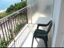 Appartamenti Rose - 30 m from the beach: A1(2+1), A2(2+1), A3(2+1), A4(2+1), A5(2+1) Seget Vranjica - Riviera Trogir  - Appartamento - A2(2+1): il balcone