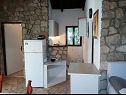 Casa vacanza Ivica - charming house next to the sea H(2+2) Sevid - Riviera Trogir  - Croazia - H(2+2): la cucina