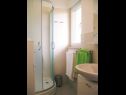Appartamenti Tih - 20 m from sea: A1 Ruzmarin(2+2), A2 Maslina(2+2) Sevid - Riviera Trogir  - Appartamento - A1 Ruzmarin(2+2): il bagno con la toilette