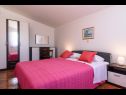 Appartamenti Stipe - 25m from the sea: A1(4+1) Sevid - Riviera Trogir  - Appartamento - A1(4+1): la camera da letto