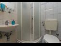 Appartamenti Mil - 80m from the sea A1(4+1), A2(2) Sevid - Riviera Trogir  - Appartamento - A1(4+1): il bagno con la toilette