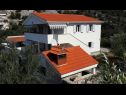 Appartamenti Garden - sea view: A1(4) Sevid - Riviera Trogir  - la casa