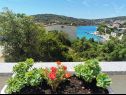 Appartamenti Garden - sea view: A1(4) Sevid - Riviera Trogir  - la casa