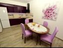 Appartamenti MeMi - great location, modern & parking: A1 Marin(4) Trogir - Riviera Trogir  - Appartamento - A1 Marin(4): la cucina con la sala da pranzo
