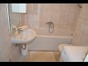 Appartamenti Marin2- near beach: A3(4+2) Trogir - Riviera Trogir  - Appartamento - A3(4+2): il bagno con la toilette