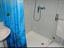 Appartamenti Tone - spacious and comfortable: A1 zuti(5+2), A2 plavi(5+2) Trogir - Riviera Trogir  - Appartamento - A1 zuti(5+2): il bagno con la toilette
