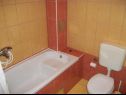 Appartamenti e camere Jare - in old town R1 zelena(2), A2 gornji (2+2) Trogir - Riviera Trogir  - il bagno con la toilette