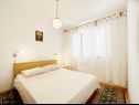 Appartamenti Mihaela - sea view : A1(5+1), A2(4), SA3(2) Trogir - Riviera Trogir  - Appartamento - A1(5+1): la camera da letto