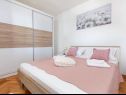 Casa vacanza More - garden shower: H(10+2) Vinisce - Riviera Trogir  - Croazia - H(10+2): la camera da letto