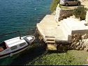 Appartamenti Ivan  - 15 m from beach: A1(7), SA2(2), A3(2+1) Vinisce - Riviera Trogir  - la spiaggia