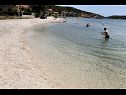 Appartamenti Mar - 10m from the sea: A1(5+1), A2(6) Vinisce - Riviera Trogir  - la spiaggia