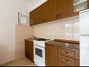 Appartamenti Miranda - quiet & next to the sea: A1(2+2), A2(2+2), A3(2+1), A4(2+1) Vinisce - Riviera Trogir  - Appartamento - A2(2+2): la cucina