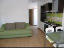 Appartamenti Ljubi - 20 m from beach: A1(4+1), A2 Crveni(2+2), A3 Zeleni(2+2) Vinisce - Riviera Trogir  - Appartamento - A3 Zeleni(2+2): la cucina con la sala da pranzo