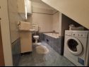 Appartamenti Srđan - 10 m from the beach : A1(4), A2(2+1), A3(4+1) Vinisce - Riviera Trogir  - Appartamento - A3(4+1): il bagno con la toilette