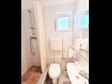 Casa vacanza Dinko - 20 m from sea: H(4+1) Vinisce - Riviera Trogir  - Croazia - H(4+1): il bagno con la toilette