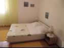 Appartamenti Mile - next to the sea A1(2+2), A2(2+2), A3(2+2) Kukljica - Isola di Ugljan  - Appartamento - A2(2+2): la camera da letto