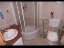 Appartamenti Sora - 80 m from sea: A1(2+1), A2(4+2) Preko - Isola di Ugljan  - Appartamento - A2(4+2): il bagno con la toilette