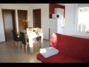 Appartamenti Ivan C A1(4+1), A2(4+1), A4(4+1), A3(4+1) Bibinje - Riviera Zadar  - Appartamento - A2(4+1): la cucina con la sala da pranzo