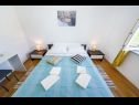 Appartamenti Ivanac - close to the beach A1 (6+2), A2 (2+2), A3 (2+2) Ljubac - Riviera Zadar  - Appartamento - A1 (6+2): la camera da letto