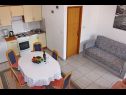 Appartamenti Remi - 300 m from sea: A1(4+2), A2(2+2), A3(2+2) Nin - Riviera Zadar  - Appartamento - A1(4+2): la cucina con la sala da pranzo
