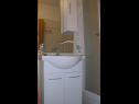 Appartamenti Kuzma - afordable A1(2+2), A2(3), SA3(2) Nin - Riviera Zadar  - Studio appartamento - SA3(2): il bagno con la toilette