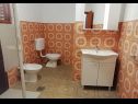 Appartamenti Ljilja 1 - with terrace : A1(6+2) Nin - Riviera Zadar  - Appartamento - A1(6+2): il bagno con la toilette