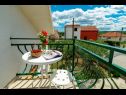 Casa vacanza Katy - free private parking and garden: H(7+1) Posedarje - Riviera Zadar  - Croazia - H(7+1): lo sguardo dal balcone
