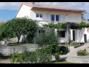 Appartamenti JoPek - sea view; SA1(2+1) Rtina - Riviera Zadar  - la casa