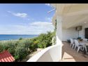 Appartamenti Edi - amazing location by the sea: A1(4), A2(4), A3(4), A4(4) Rtina - Riviera Zadar  - Appartamento - A3(4): la terrazza