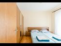 Appartamenti Ivica - with parking : A1-0A(4+1), A2-1A(4+1), A3-1B(4+1), A4-2A(4+1) Sabunike - Riviera Zadar  - Appartamento - A2-1A(4+1): la camera da letto