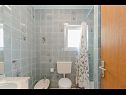 Appartamenti Ivica - with parking : A1-0A(4+1), A2-1A(4+1), A3-1B(4+1), A4-2A(4+1) Sabunike - Riviera Zadar  - Appartamento - A3-1B(4+1): il bagno con la toilette