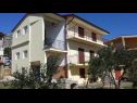 Appartamenti Sunny  - sea side terrace & parking: A1(4+1), A2(6+1) Starigrad-Paklenica - Riviera Zadar  - la casa