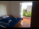 Appartamenti Sunny  - sea side terrace & parking: A1(4+1), A2(6+1) Starigrad-Paklenica - Riviera Zadar  - Appartamento - A2(6+1): la camera da letto